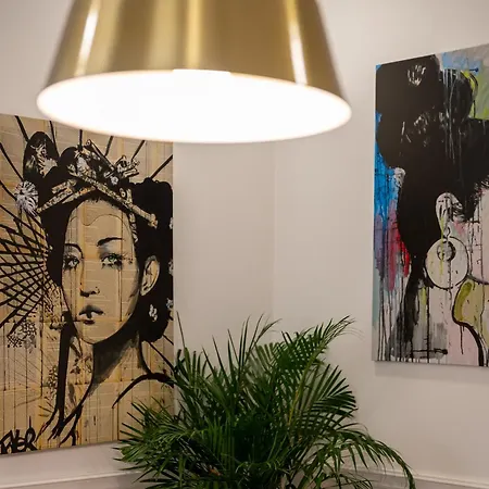 Maison Noir Apartment
